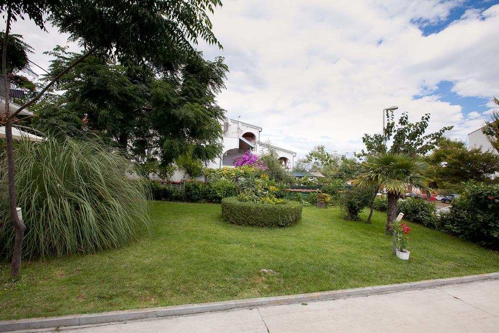 זאדאר Apartments Rogic מראה חיצוני תמונה